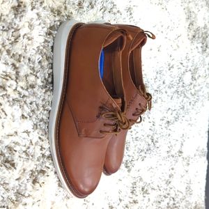 Clarks dress shoes